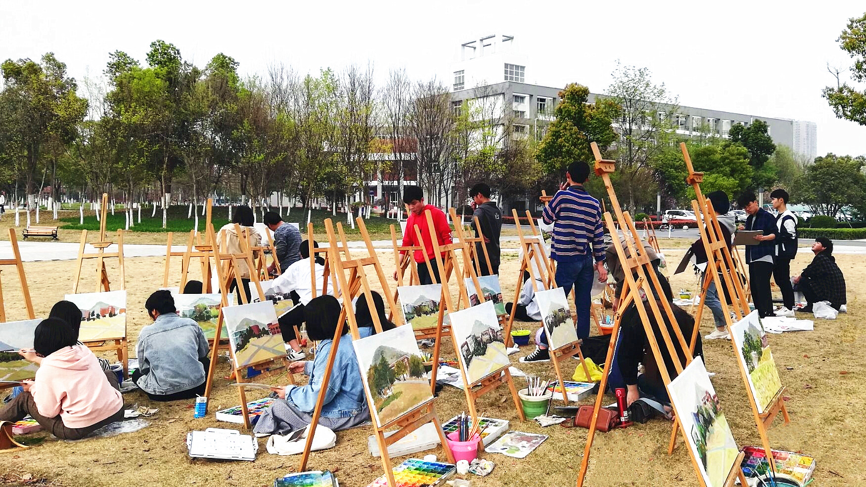 济宁市微山县傅村街道组织开展“青春傅村当‘燃’有我”五四青年节户外沙龙活动